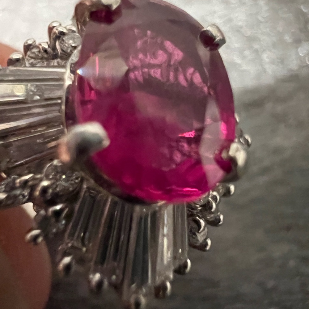 Ruby and diamond platinum ring - Picture 3 of 13